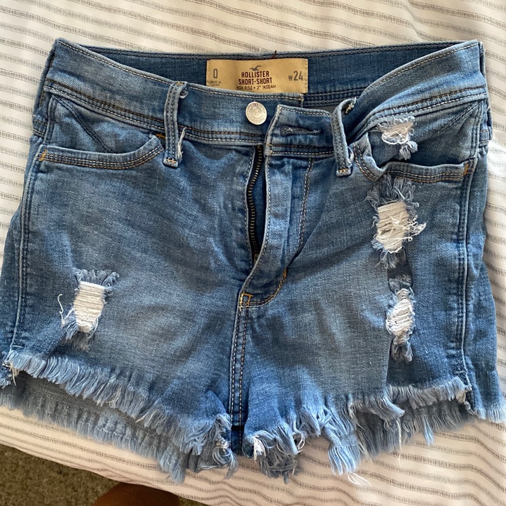 High rise Hollister shorts